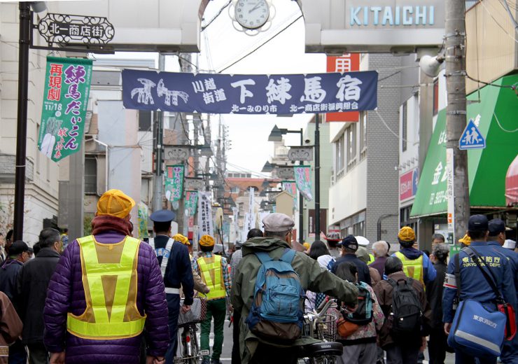 北一商店街の横断幕